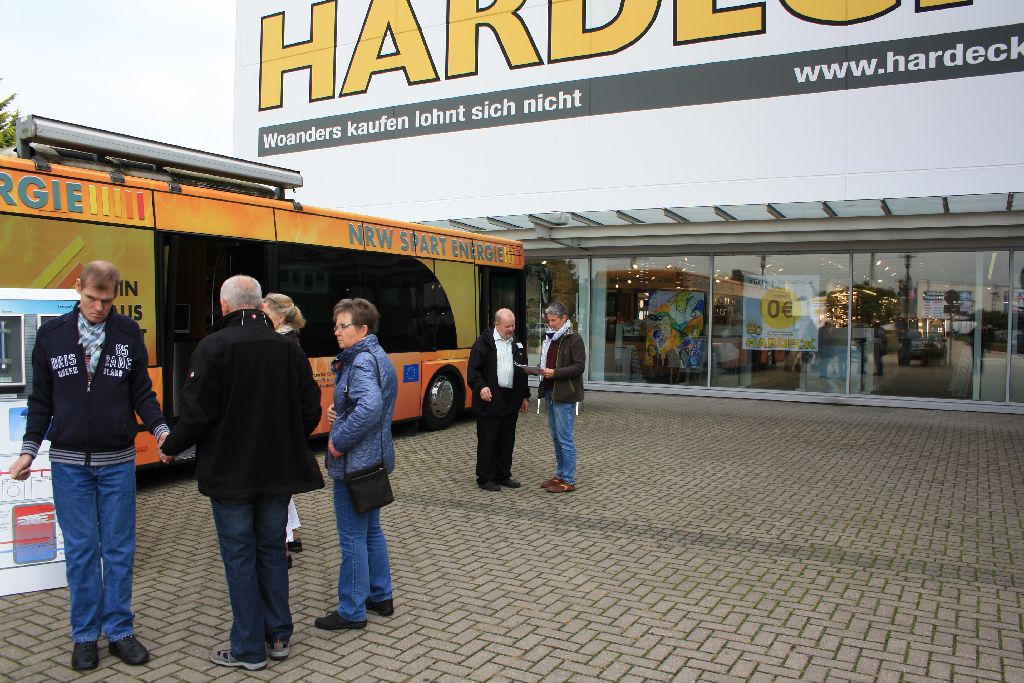 23.09.17: Energieberatungsmobil der EnergieAgentur.NRW in Bösensell bei Möbel Hardeck (Bild: Gemeinde Senden) 23.09.17: Energieberatungsmobil der EnergieAgentur.NRW in Bösensell bei Möbel Hardeck