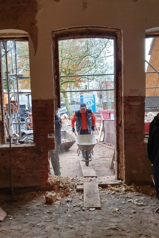 Eingangsbereich wird vergrößert