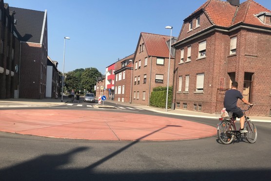 Der erste Teil der Gartenstraße kann wieder genutzt werden. Der erste Teil der Gartenstraße kann wieder genutzt werden.