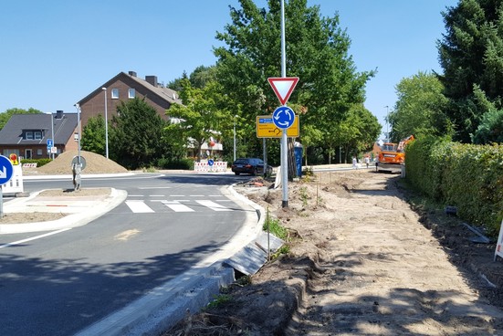 Aufbruch des Geh- und Radweges Richtung Rorups Wiese