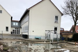 02.03.2020 erst mal unter Wasser - der Standort der neuen Kletterspinne