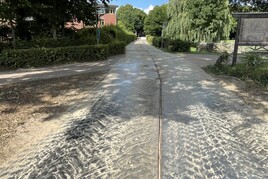Schutz und Stabilisierung der Straßenoberfläche.