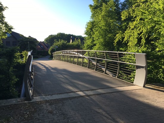 NNeue Brücke über die Stever am Gymnasium