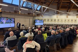 Die Infoveranstaltung stieß auf großes Interesse. Die Infoveranstaltung stieß auf großes Interesse.