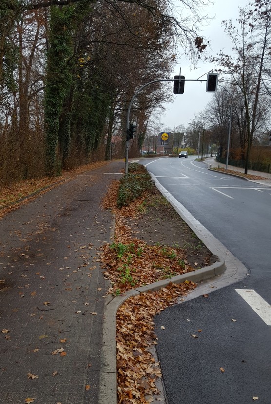 Straßenbaumaßnahmen sind  abgeschlosssen - Bepflanzung geplant für Frühjahr 2019